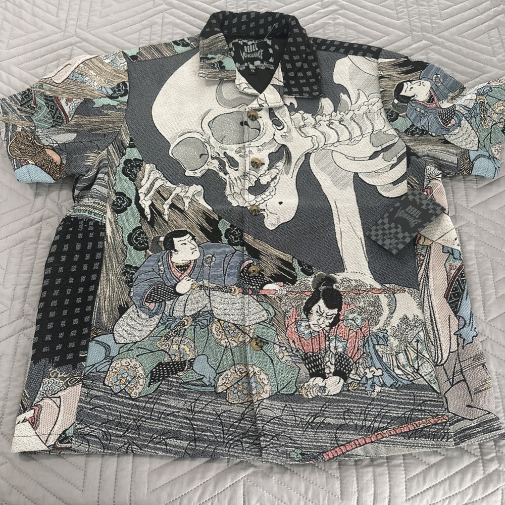 Rebel Vengeance Men's Japanese Tapestry Samurai Skull Short Sleeve Jacket XL